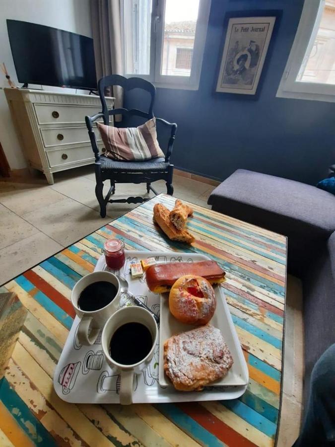 Apartamento Un Coin De Luberon LʼIsle-sur-la-Sorgue Exterior foto